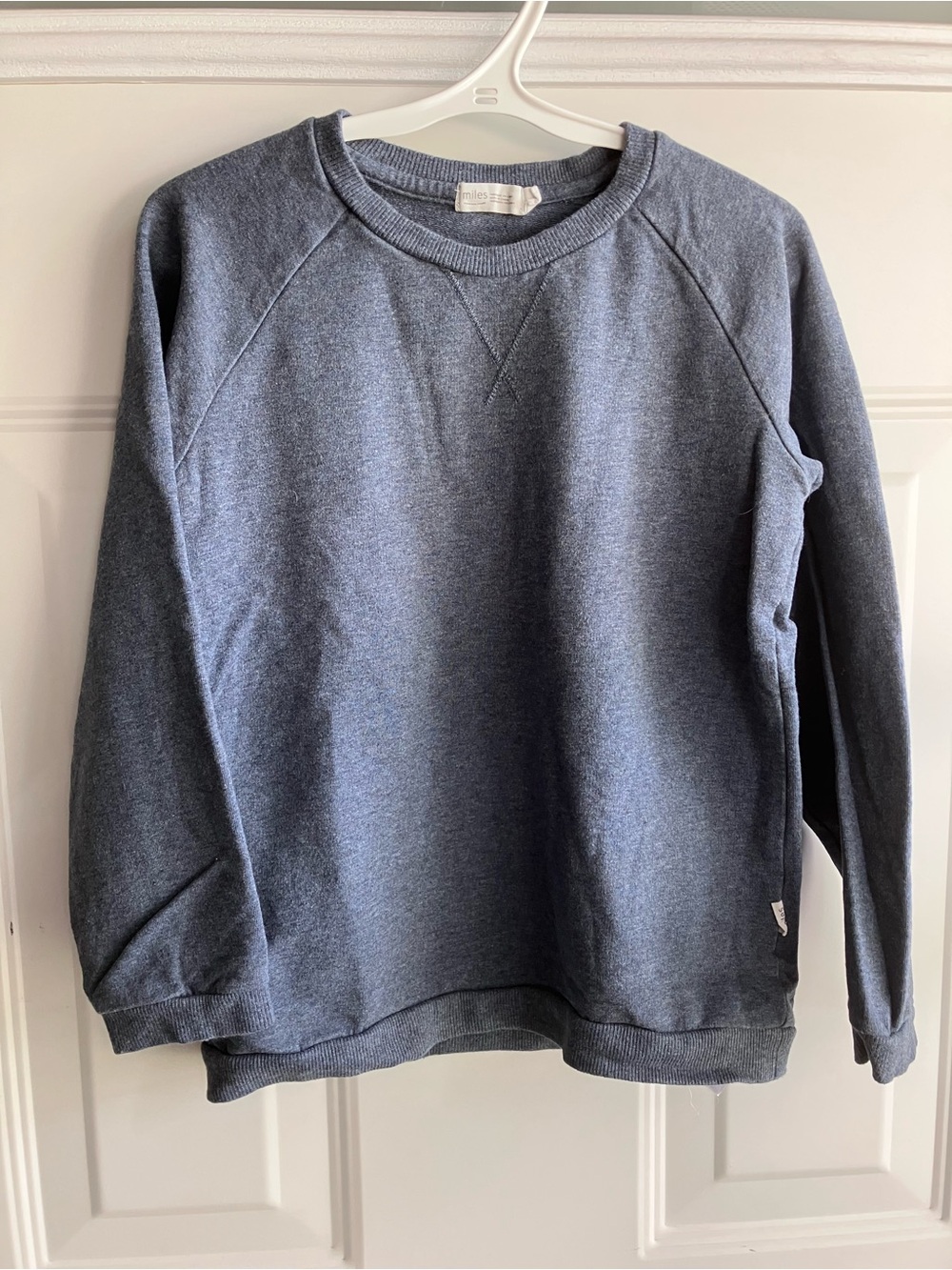 Miles heathered blue sweater size 7